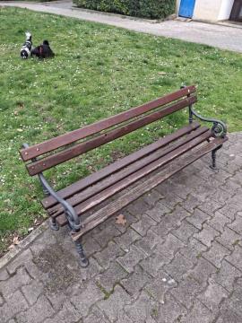 Klop, ki jo je treba še obnoviti (vir Komunala Izola). 